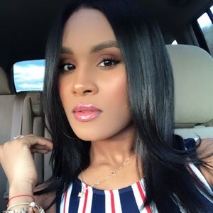 Meet your Posher, Ana